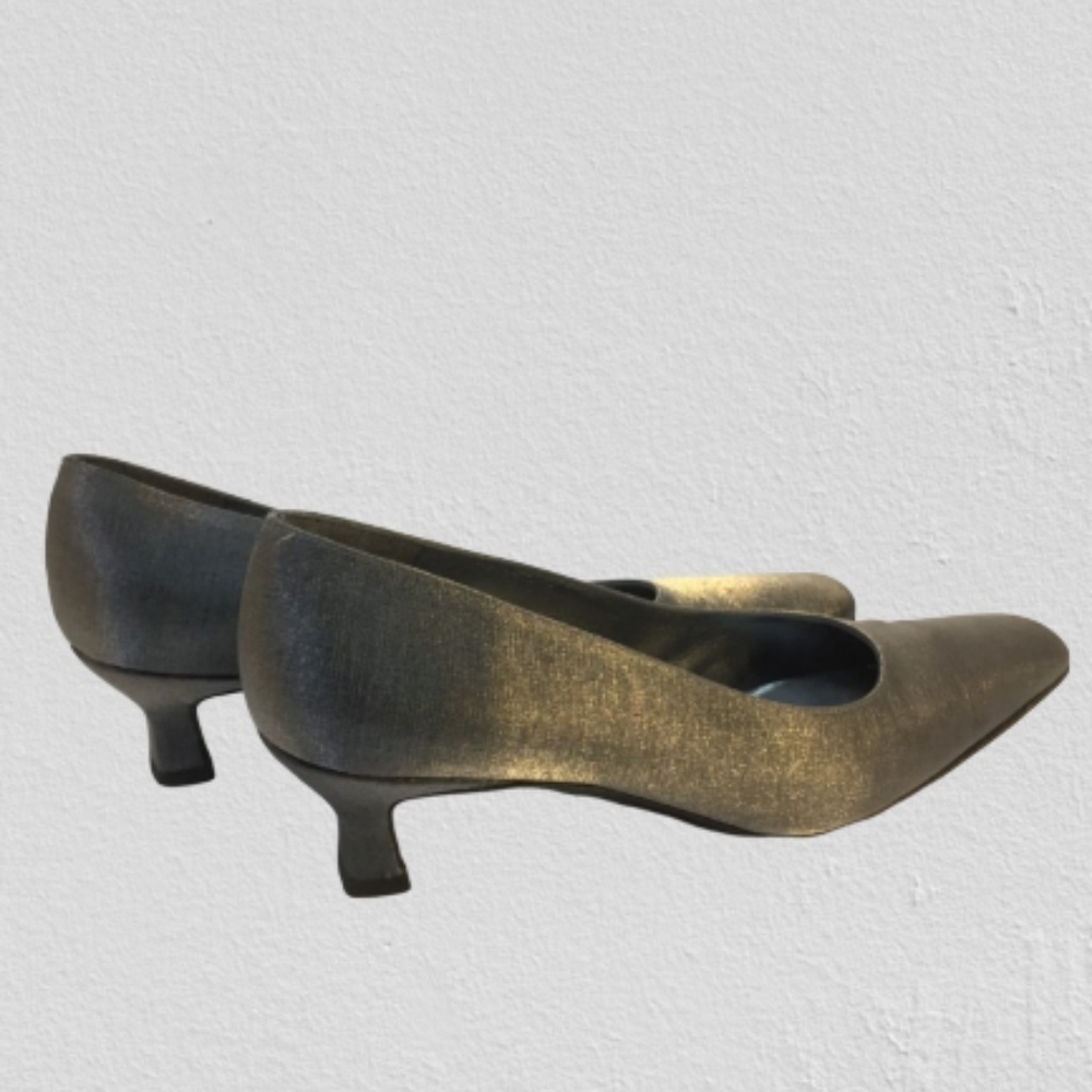 Stuart Weitzman Silver Square Toe 9.5AAAA Narrow